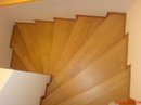 obklad schodů dřevěnou podlahou bambus