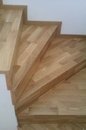 obklad schodů dřevěnou podlahou dub přírodní lak